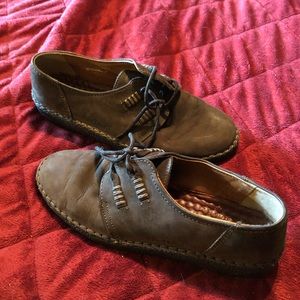 Josef Seibel Air Massage Leather Shoes